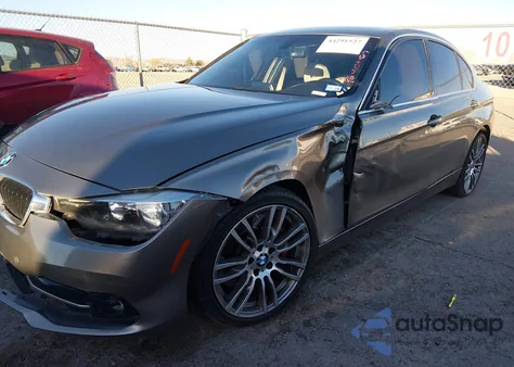 2017 BMW 330I z USA, uszkodzony, nr VIN WBA8B9G55HNU50015